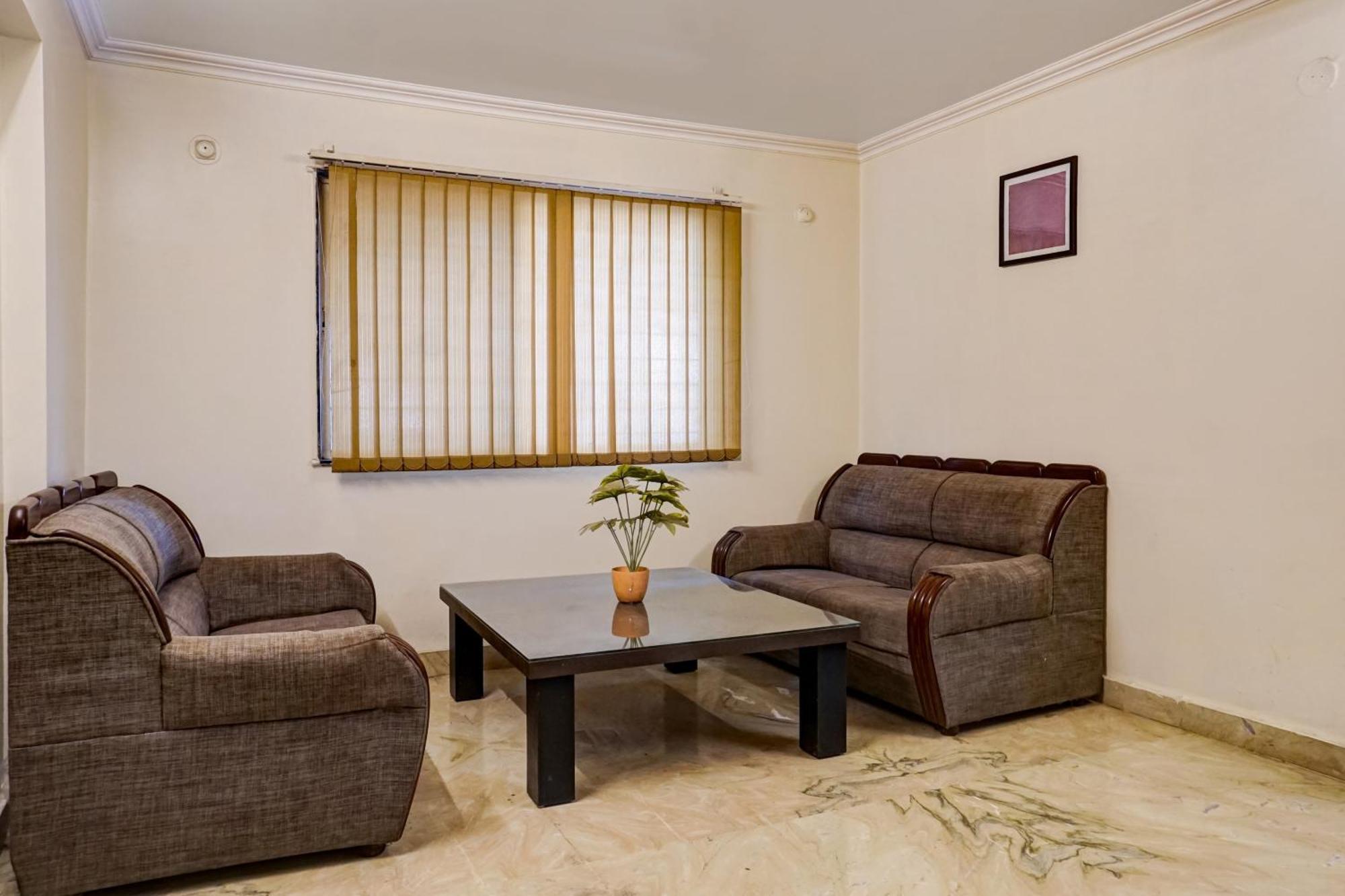 Hotel Galaxy Residency Kalyani Nagar Pune Extérieur photo